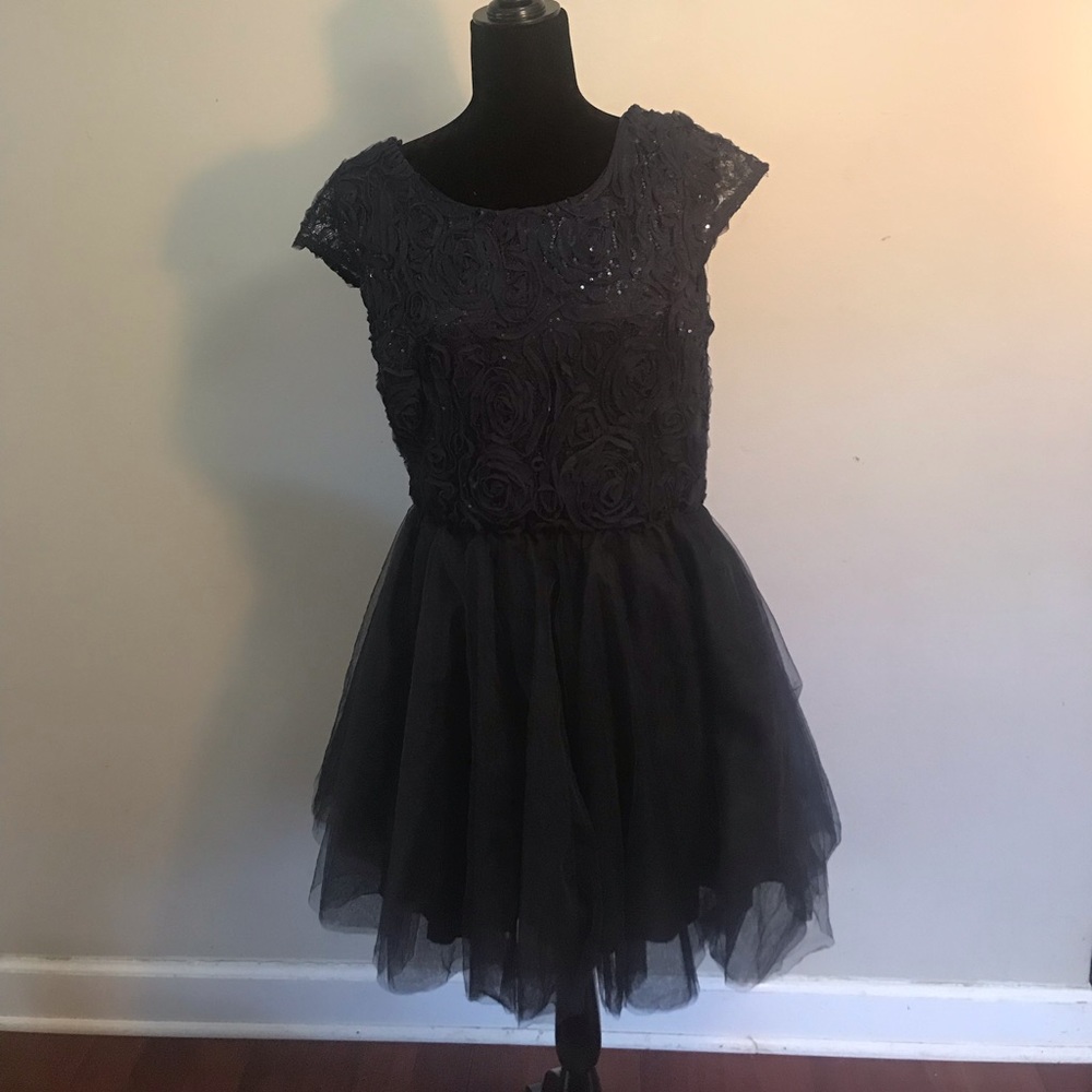 Black quartz ruffle ball gown
